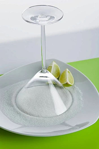how to rim a glass for a party drink