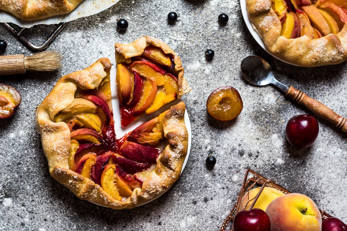 summer apple berry galette pie